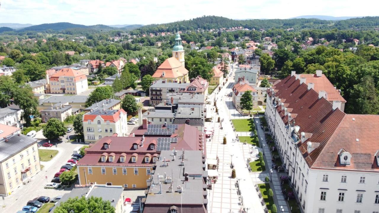 Jodla I Modrzew Apartment Jelenia Góra Екстериор снимка